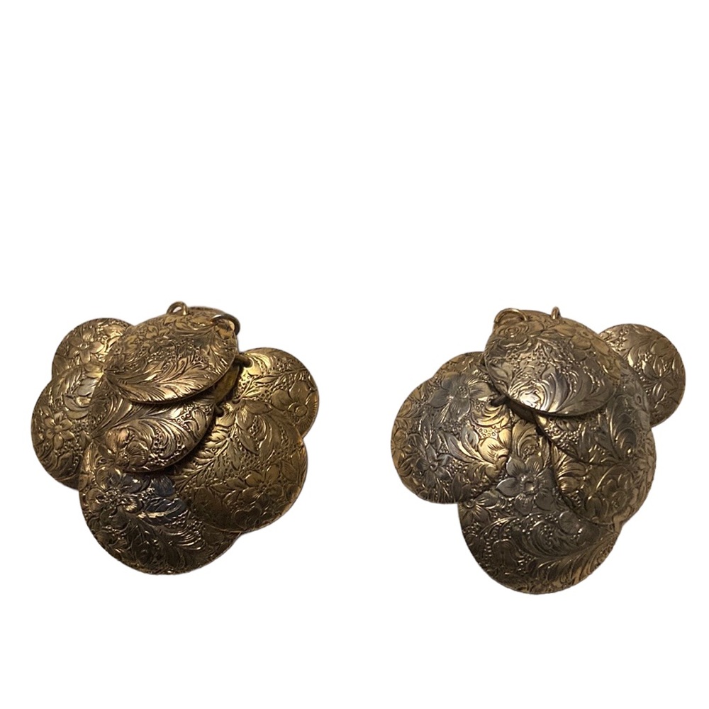 Vintage clip on earrings